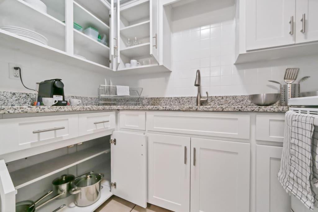 Designed And Well Located Chic 1Br With Parking Apartment Tampa Ngoại thất bức ảnh