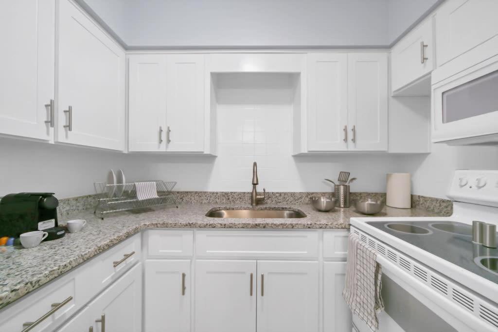 Designed And Well Located Chic 1Br With Parking Apartment Tampa Ngoại thất bức ảnh